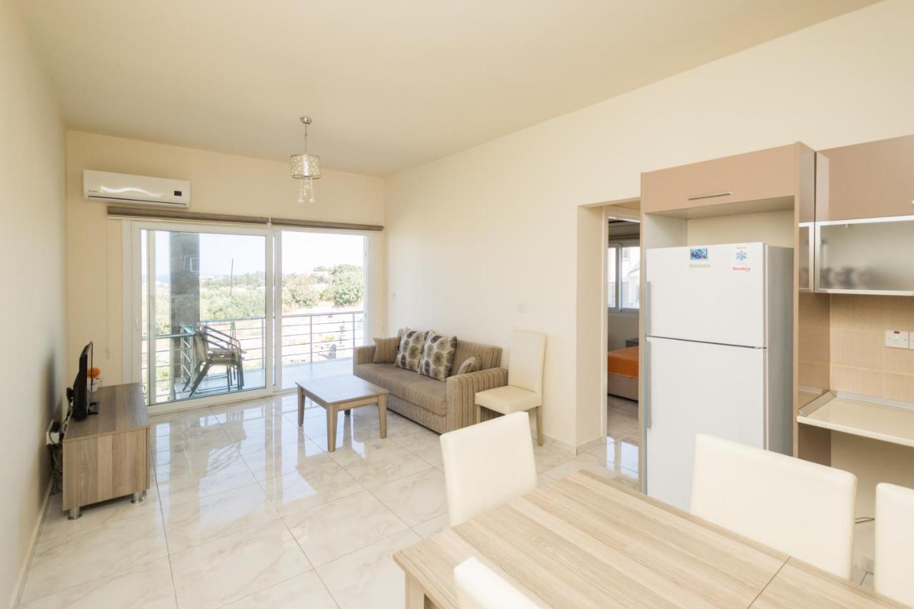 Spacious Two-Bedroom Apartment In Amazing Residence Escape Homes Kerínia Kültér fotó